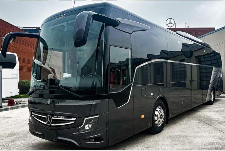 booking a bus rental in Doha